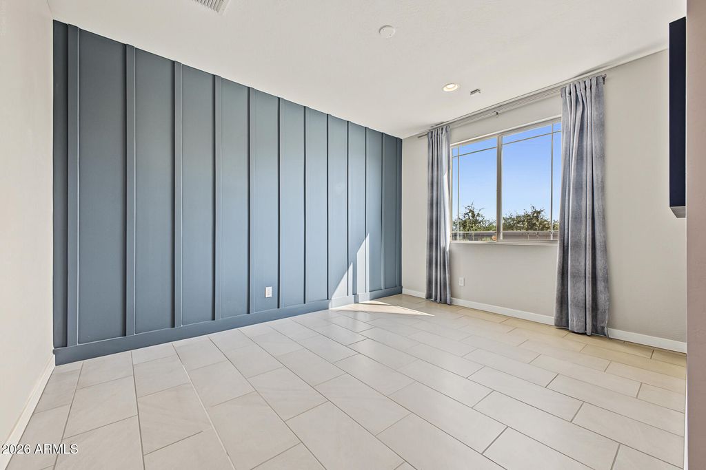 8930 W VERMONT Avenue, Glendale, AZ 85305 — photo 4
