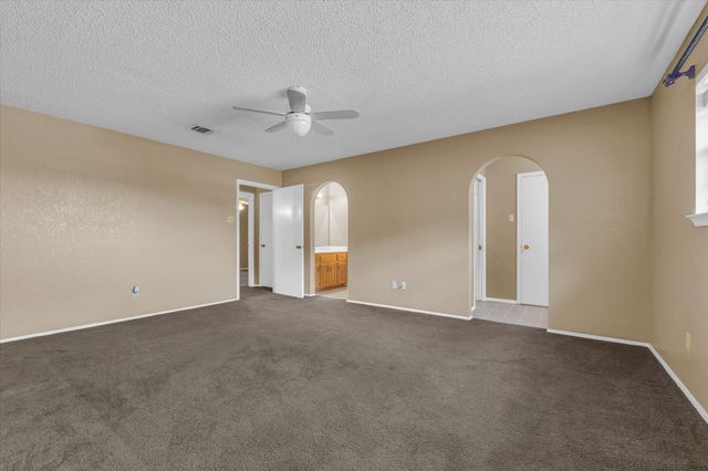 840 Harris Creek Road, Mcgregor, TX 76657