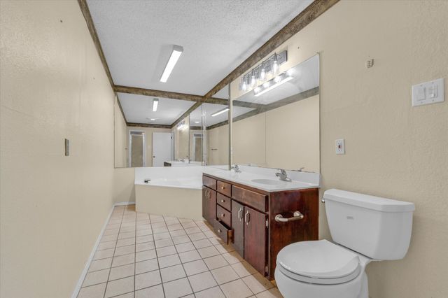 840 Harris Creek Road, Mcgregor, TX 76657