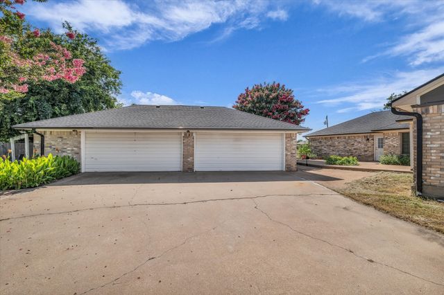 840 Harris Creek Road, Mcgregor, TX 76657