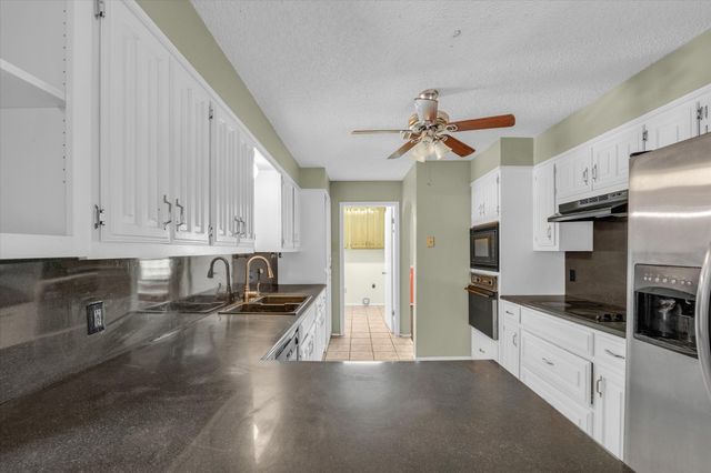 840 Harris Creek Road, Mcgregor, TX 76657