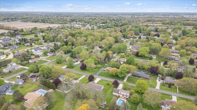2338 Meadowdown Street, Owosso, MI 48867