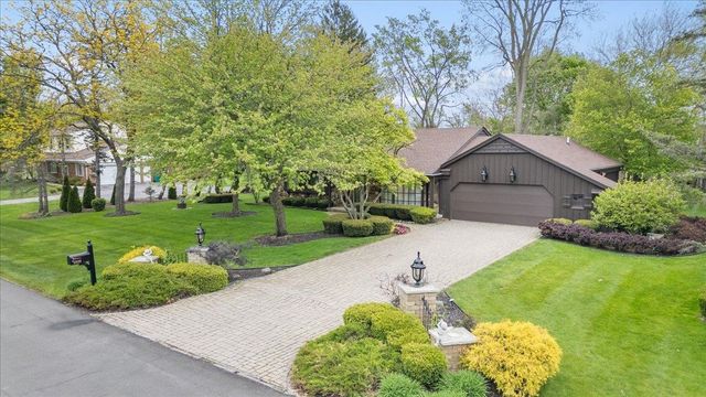 2338 Meadowdown Street, Owosso, MI 48867