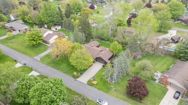 2338 Meadowdown Street, Owosso, MI 48867