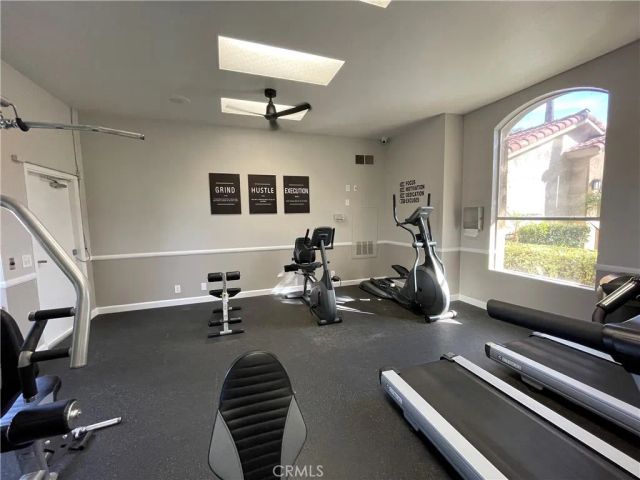2380 Del Mar Way 302, Corona, CA 92882