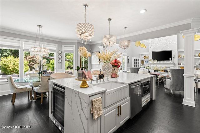 422 Everett Road, Holmdel, NJ 07733