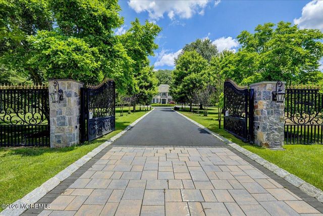 422 Everett Road, Holmdel, NJ 07733
