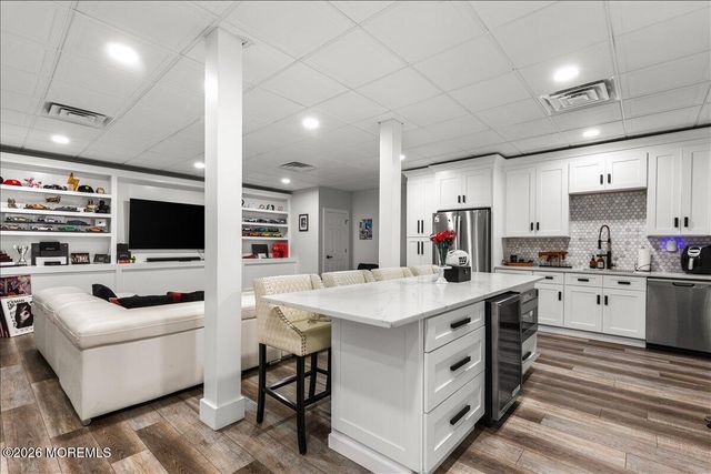 422 Everett Road, Holmdel, NJ 07733