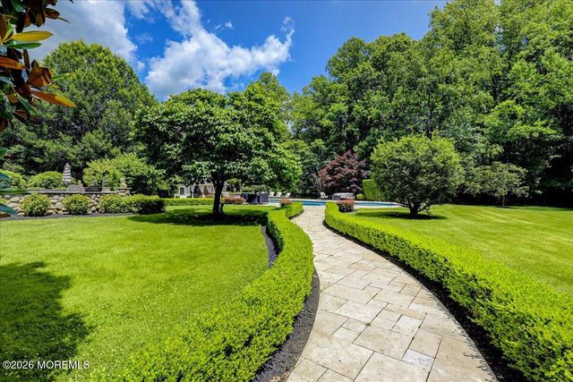 422 Everett Road, Holmdel, NJ 07733