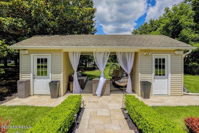 422 Everett Road, Holmdel, NJ 07733