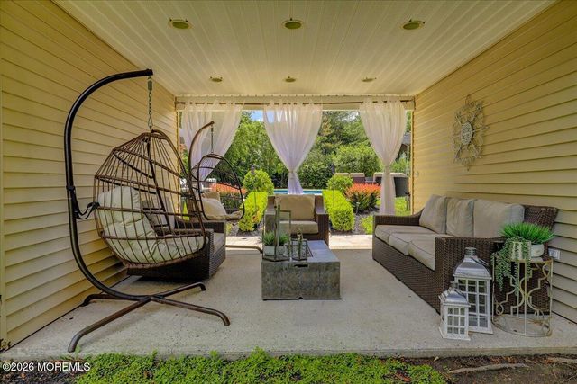 422 Everett Road, Holmdel, NJ 07733