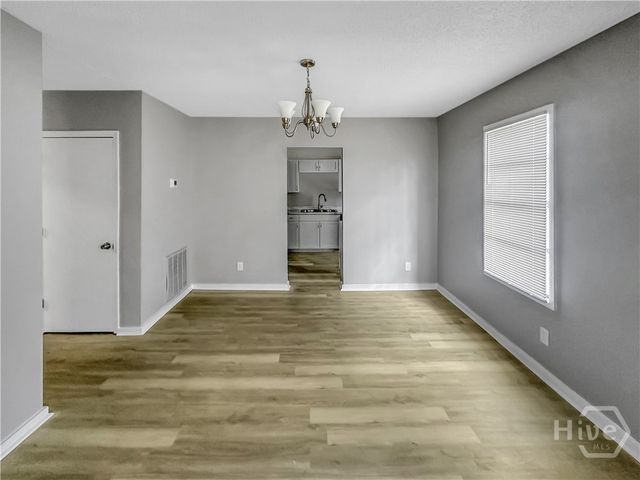 1402 New Castle Street, Savannah, GA 31415