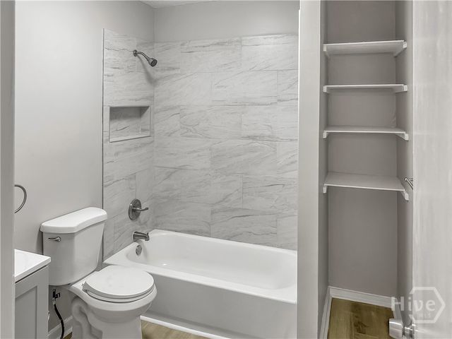 1402 New Castle Street, Savannah, GA 31415