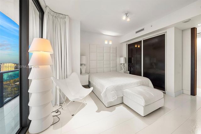 19575 Collins Ave 30, Sunny Isles Beach, FL 33160