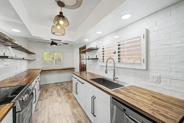 37210 N Tranquil Trail Unit 13, Carefree, AZ 85377