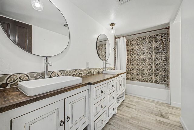 37210 N Tranquil Trail Unit 13, Carefree, AZ 85377