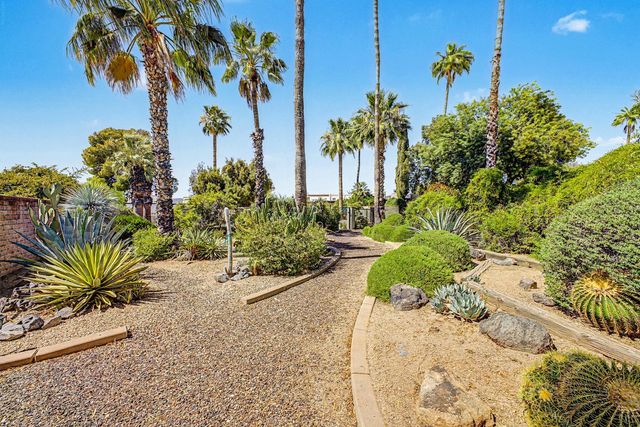 37210 N Tranquil Trail Unit 13, Carefree, AZ 85377