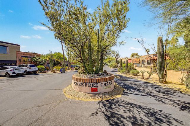 37210 N Tranquil Trail Unit 13, Carefree, AZ 85377