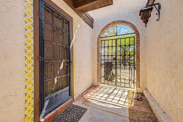 37210 N Tranquil Trail Unit 13, Carefree, AZ 85377