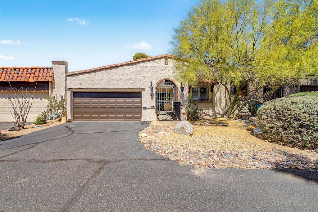 37210 N Tranquil Trail Unit 13, Carefree, AZ 85377