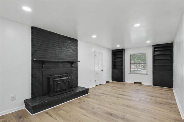 212 Watkins DR, Hampton, VA 23669