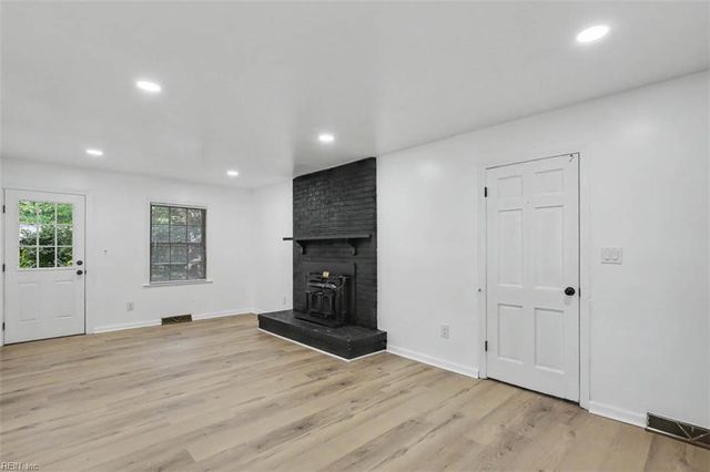 212 Watkins DR, Hampton, VA 23669