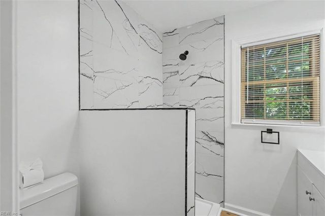 212 Watkins DR, Hampton, VA 23669