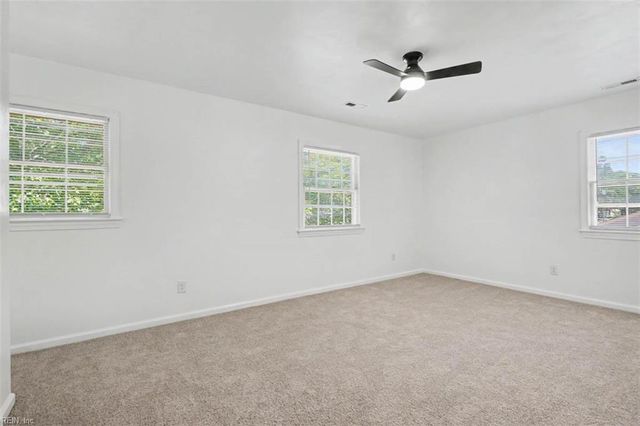 212 Watkins DR, Hampton, VA 23669