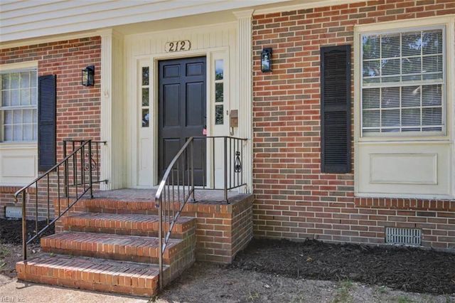212 Watkins DR, Hampton, VA 23669