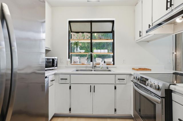 8238 Ferncreek Ct, Citrus Heights, CA 95621