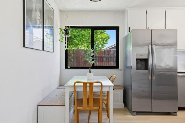 8238 Ferncreek Ct, Citrus Heights, CA 95621