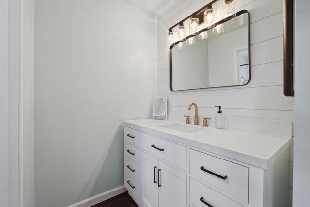 8238 Ferncreek Ct, Citrus Heights, CA 95621