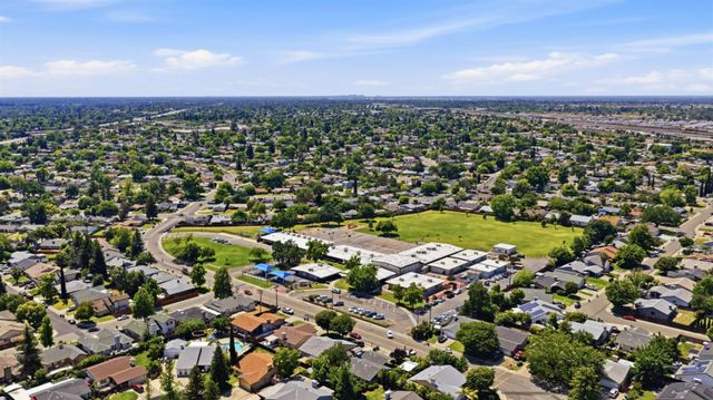 8238 Ferncreek Ct, Citrus Heights, CA 95621