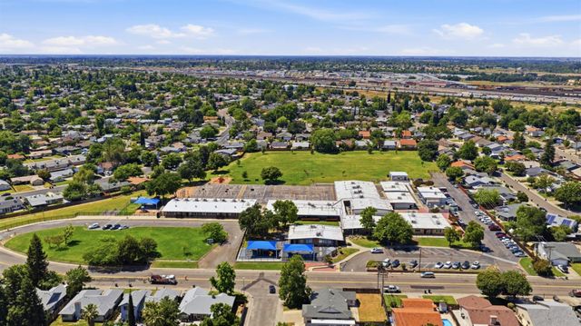 8238 Ferncreek Ct, Citrus Heights, CA 95621