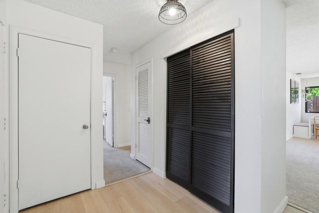 8238 Ferncreek Ct, Citrus Heights, CA 95621