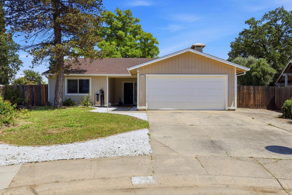 8238 Ferncreek Ct, Citrus Heights, CA 95621