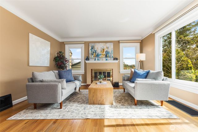 1712 NE 86th, Seattle, WA 98115