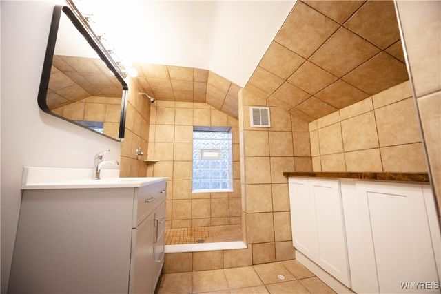 66 Elmwood Avenue, Buffalo, NY 14201