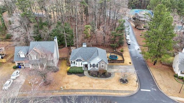 11 Valleyside Ct, Dallas, GA 30157