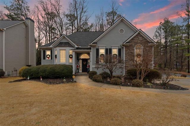 11 Valleyside Ct, Dallas, GA 30157