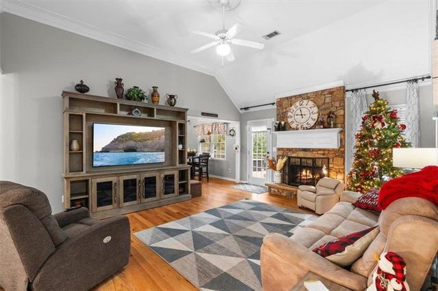 11 Valleyside Ct, Dallas, GA 30157