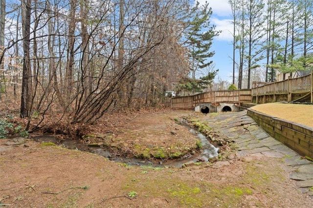 11 Valleyside Ct, Dallas, GA 30157