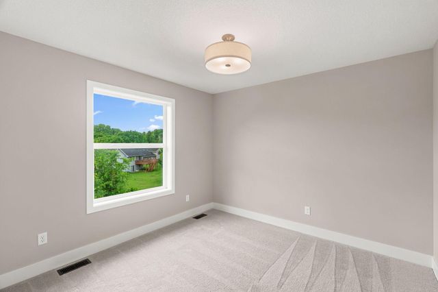 5872 Upper 179th Street W, Lakeville, MN 55044