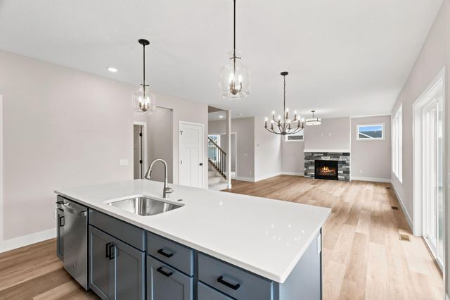 5872 Upper 179th Street W, Lakeville, MN 55044