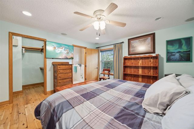 30904 DEAL DRIVE, Sorrento, FL 32776