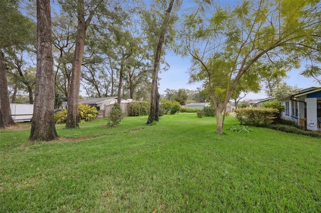 30904 DEAL DRIVE, Sorrento, FL 32776