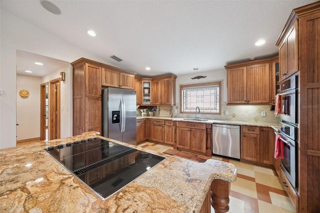 30904 DEAL DRIVE, Sorrento, FL 32776