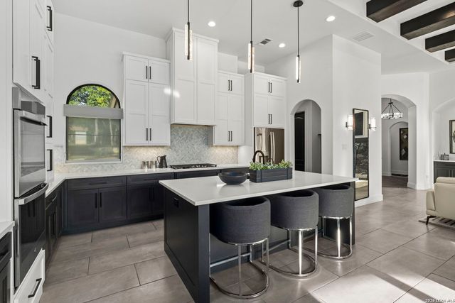 7330 Hovingham, San Antonio, TX 78257