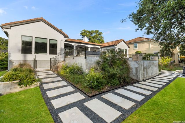 7330 Hovingham, San Antonio, TX 78257