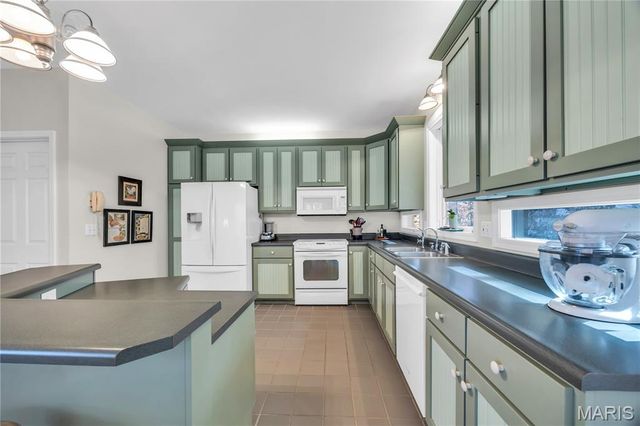 1845 Eagle Nest Drive, Hermann, MO 65041